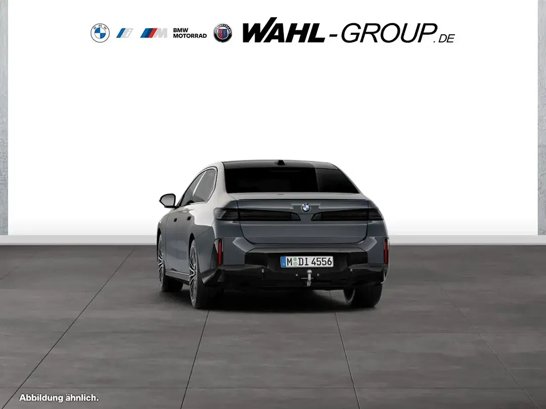 BMW 740 - Thumbnail 6