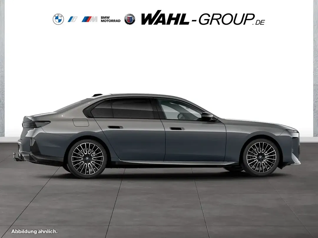 BMW 740 - Thumbnail 7