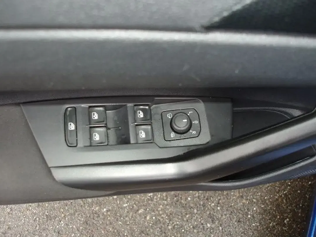Volkswagen Polo - Thumbnail 16