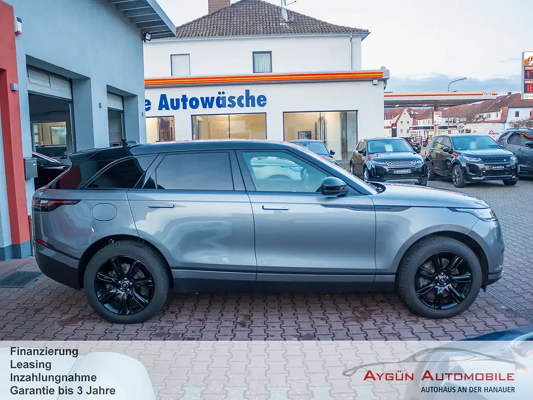 Land Rover Range Rover Velar - Thumbnail 8