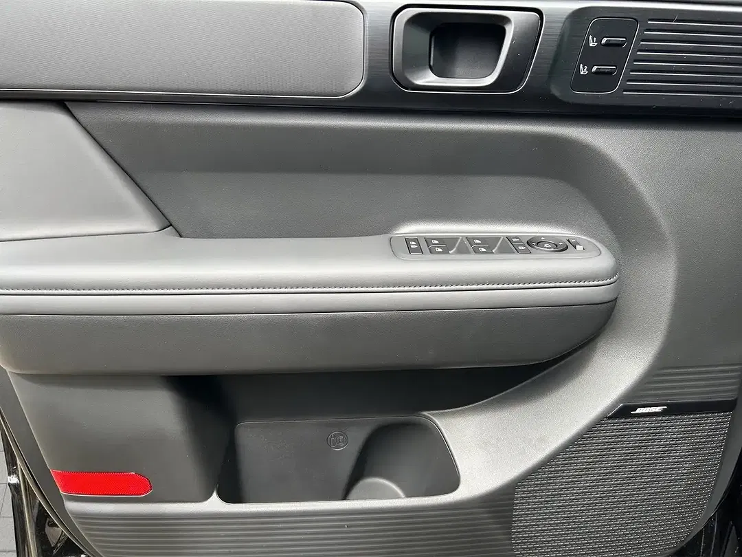 Hyundai SANTA FE - Thumbnail 11