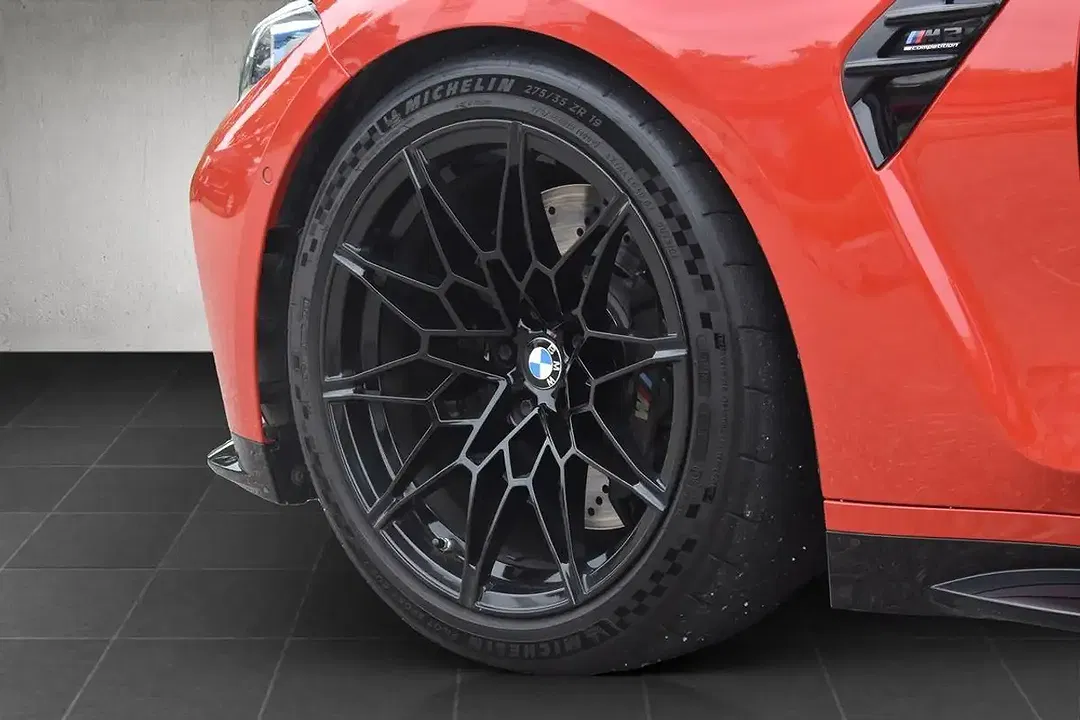 BMW M3 - Thumbnail 4