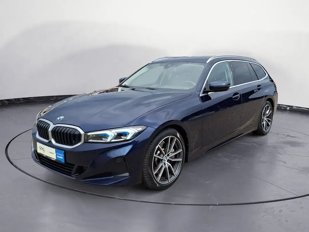 BMW 330 - Thumbnail 1