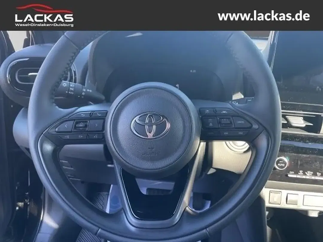 Toyota Yaris Cross - Thumbnail 10