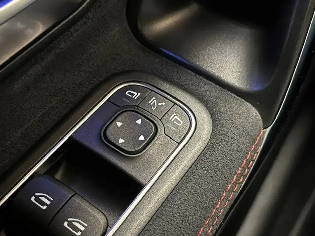 Mercedes-Benz CLA 250 - Thumbnail 10