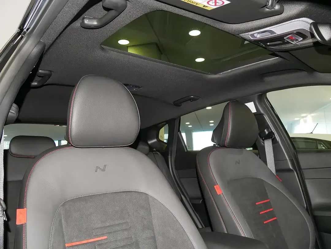 Hyundai KONA - Thumbnail 3