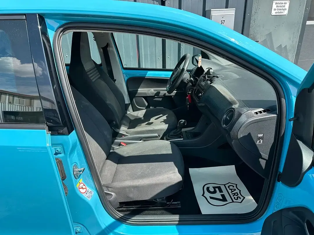 Volkswagen up! - Thumbnail 11