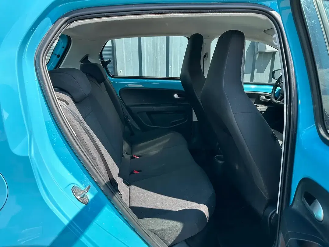 Volkswagen up! - Thumbnail 9