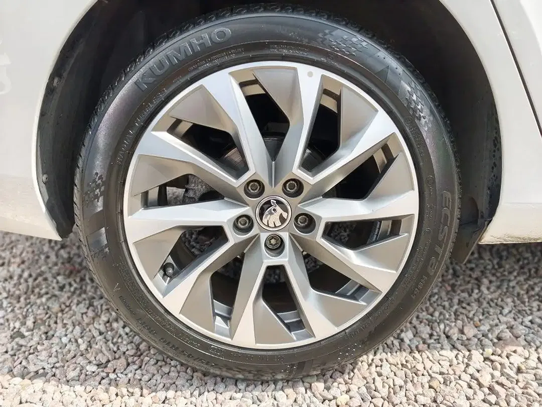 Skoda Fabia - Thumbnail 6