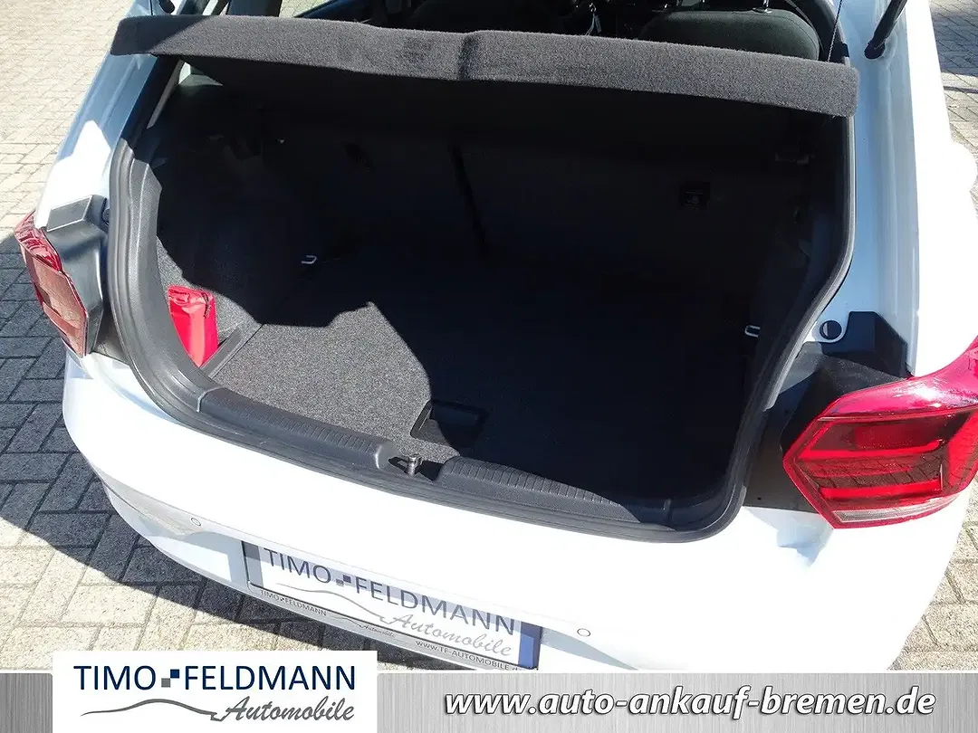 Volkswagen Polo - Thumbnail 11