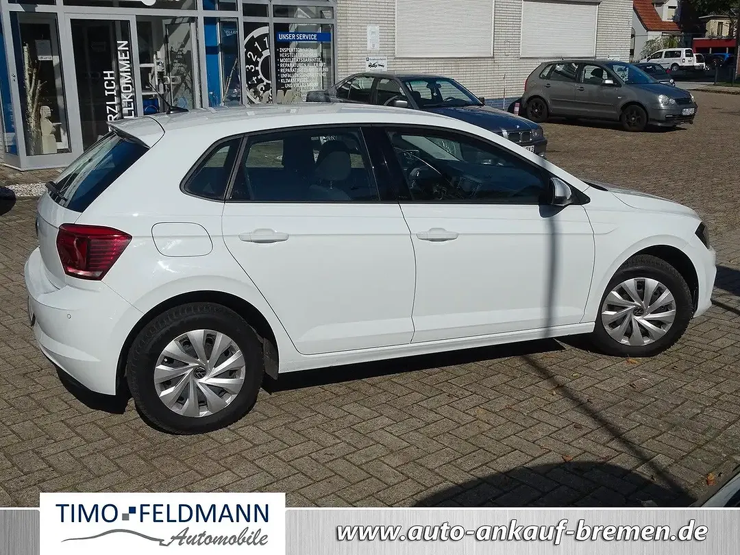 Volkswagen Polo - Thumbnail 5