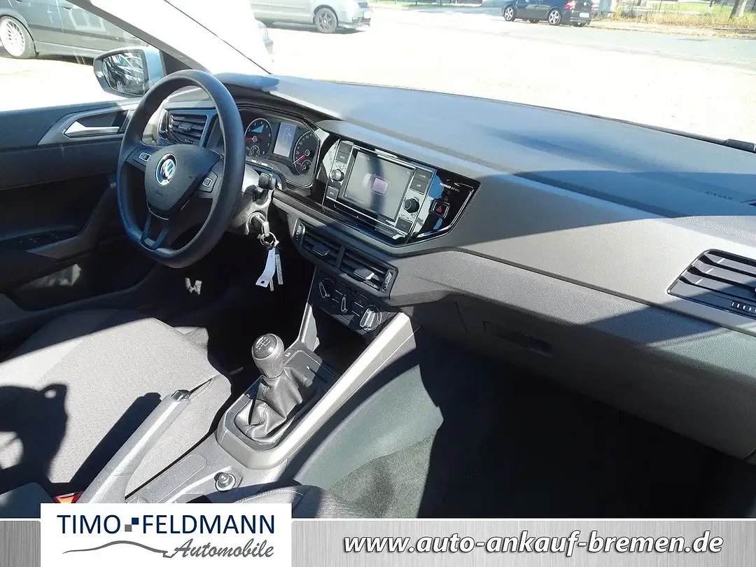 Volkswagen Polo - Thumbnail 8