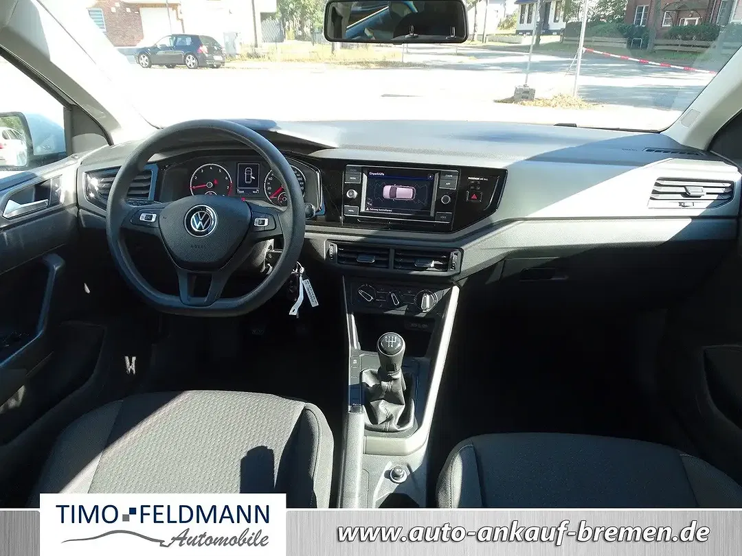 Volkswagen Polo - Thumbnail 9