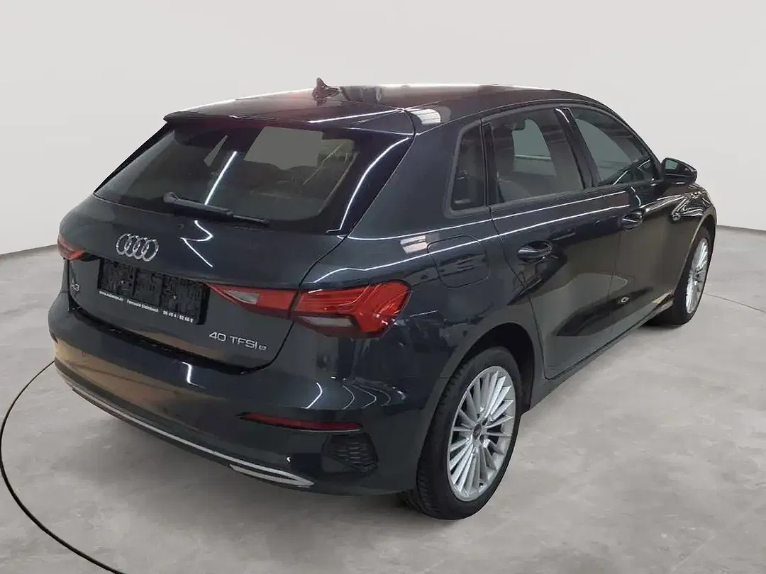 Audi A3 - Thumbnail 4