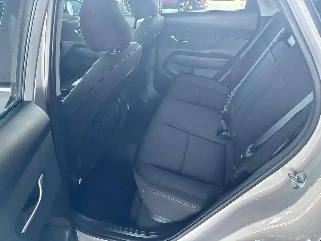 Hyundai KONA - Thumbnail 6
