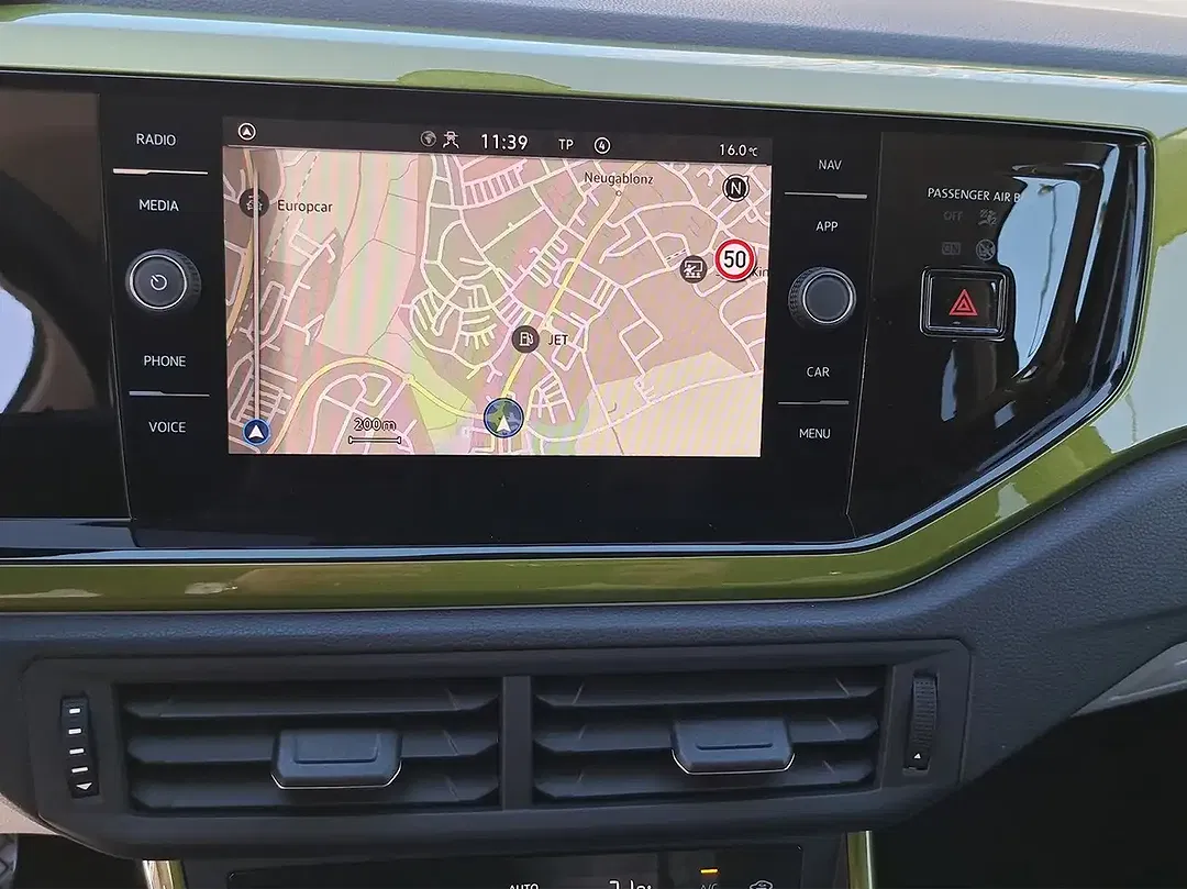 Volkswagen Taigo - Thumbnail 13