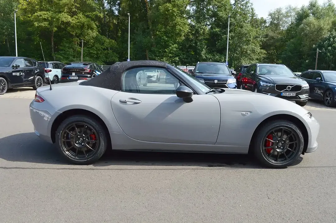 Mazda MX-5 - Thumbnail 5