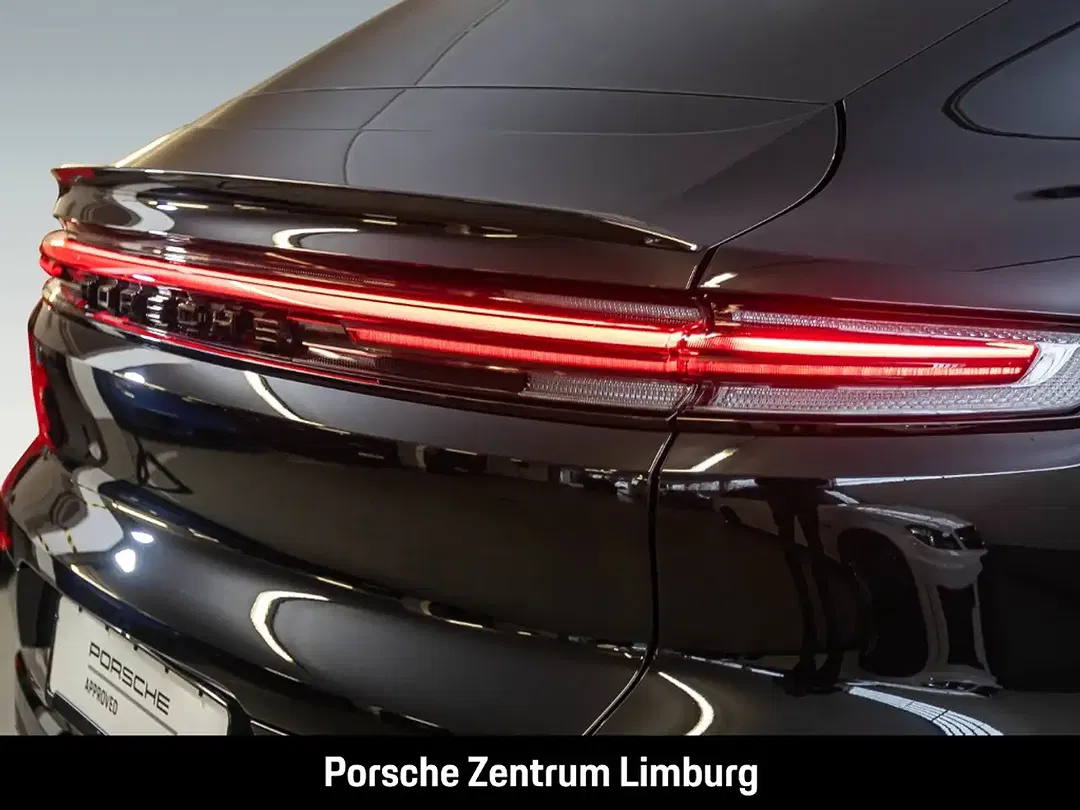 Porsche Cayenne - Thumbnail 12