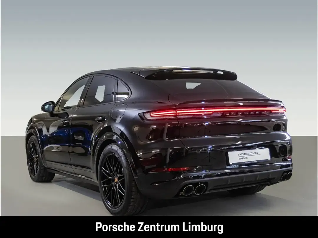 Porsche Cayenne - Thumbnail 3