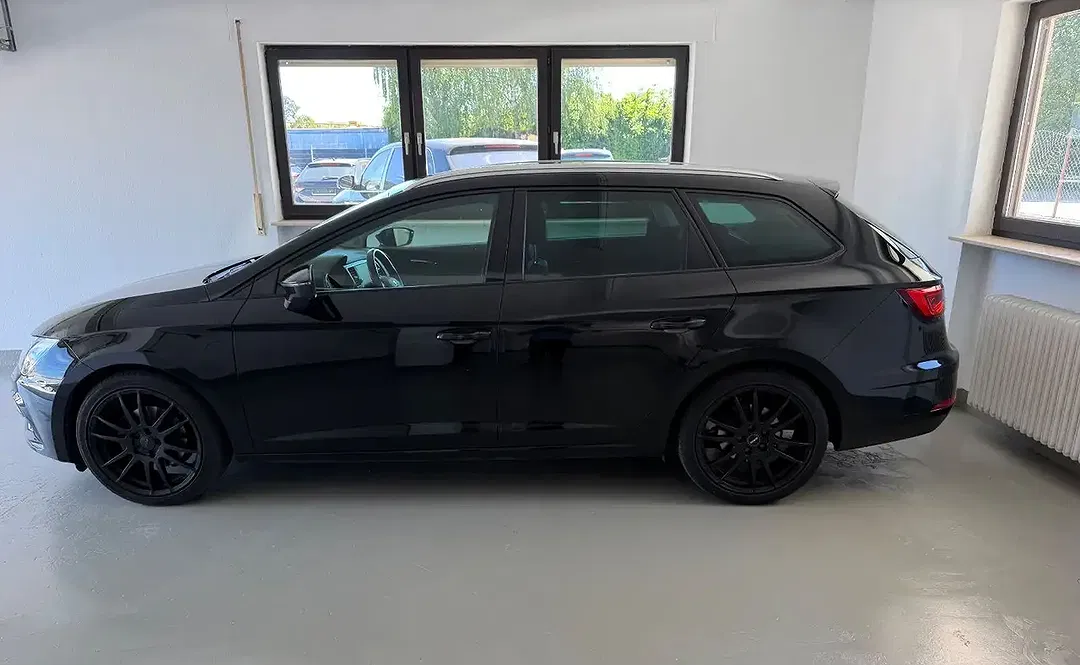 SEAT Leon - Thumbnail 8
