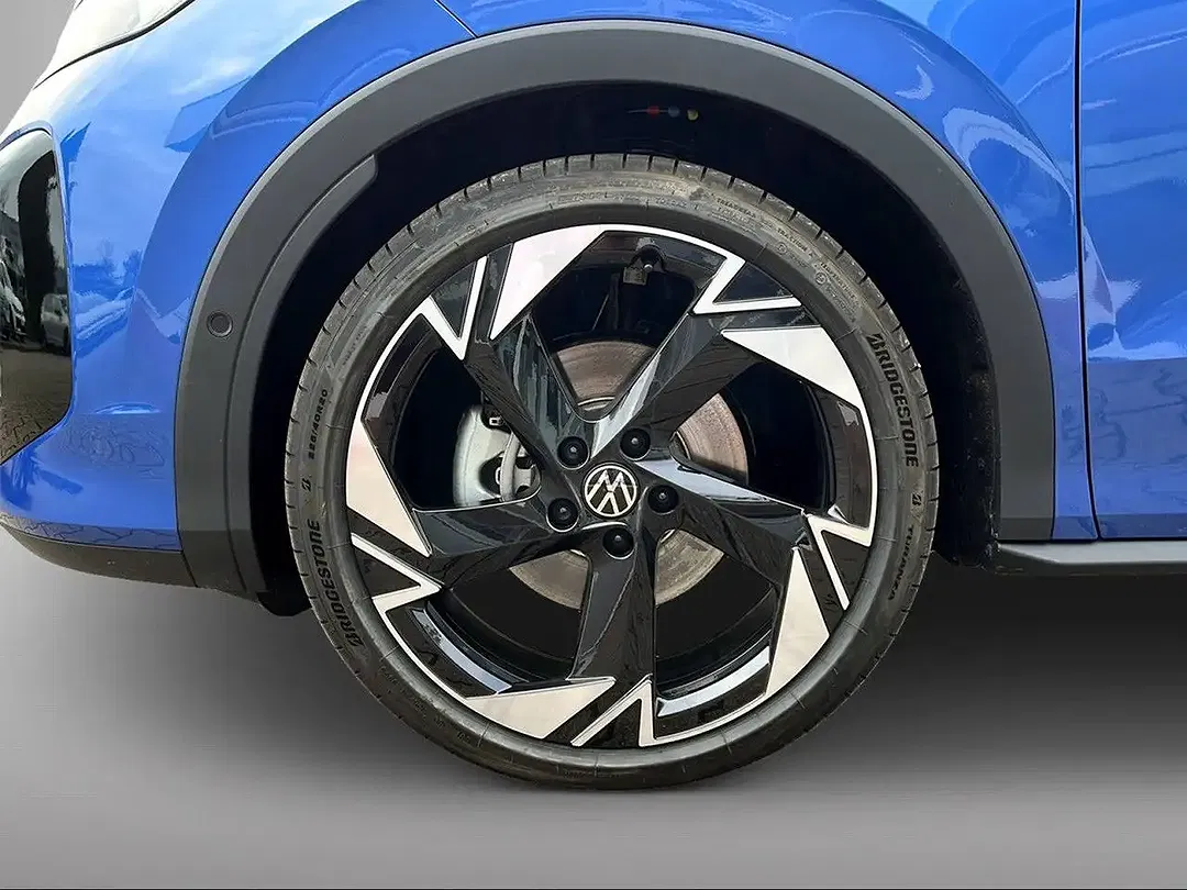 Volkswagen T-Roc - Thumbnail 14