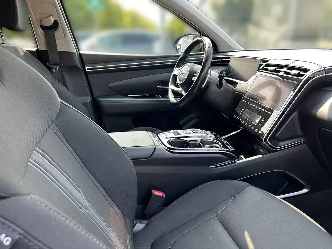 Hyundai TUCSON - Thumbnail 14