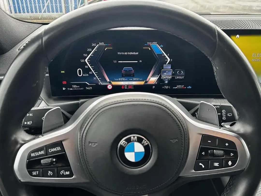 BMW 320 - Thumbnail 11