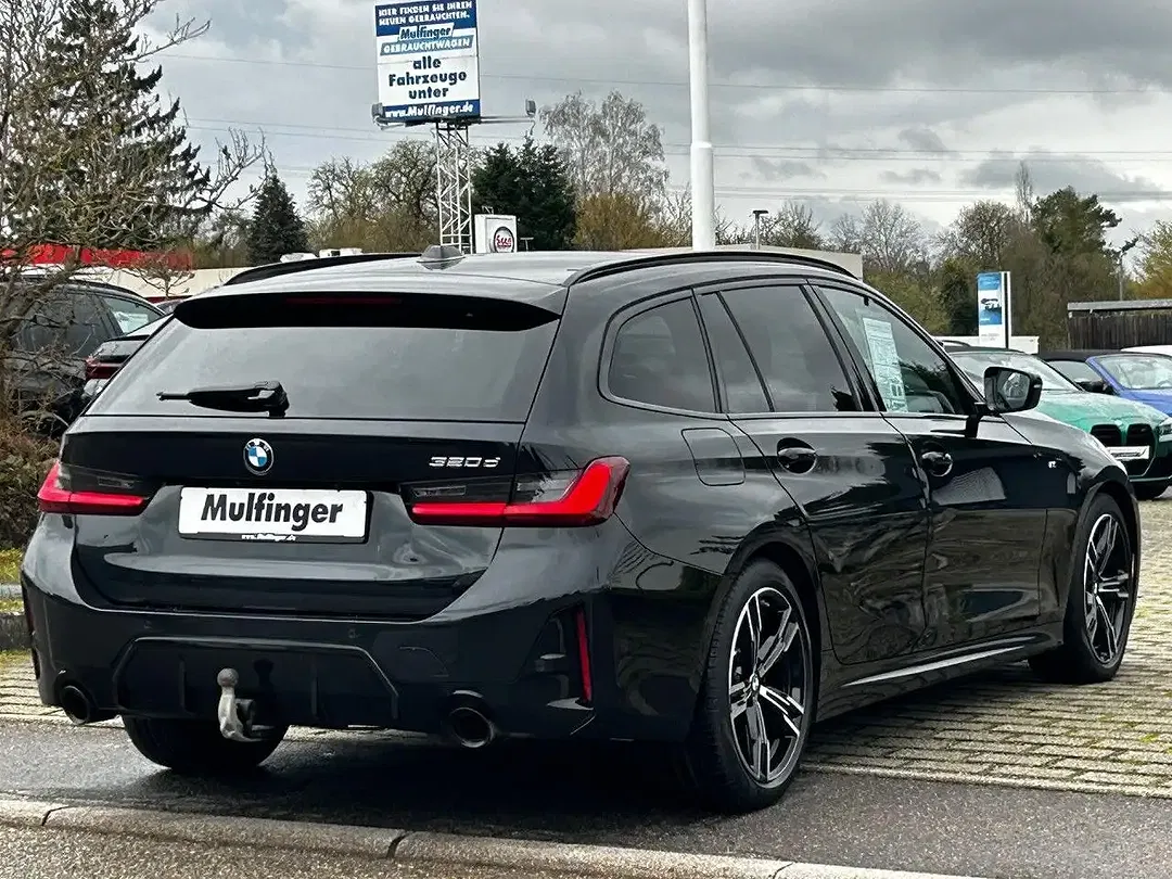 BMW 320 - Thumbnail 5