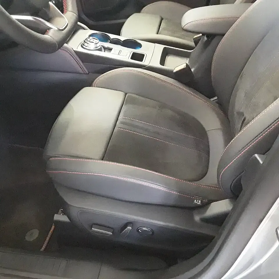 Ford Kuga - Thumbnail 5
