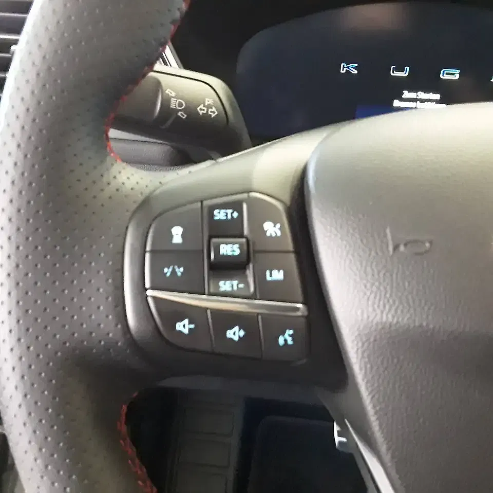 Ford Kuga - Thumbnail 9