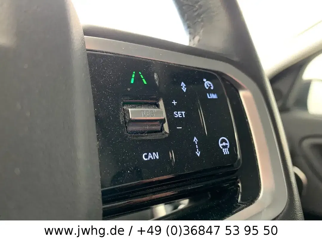 Land Rover Discovery Sport - Thumbnail 12
