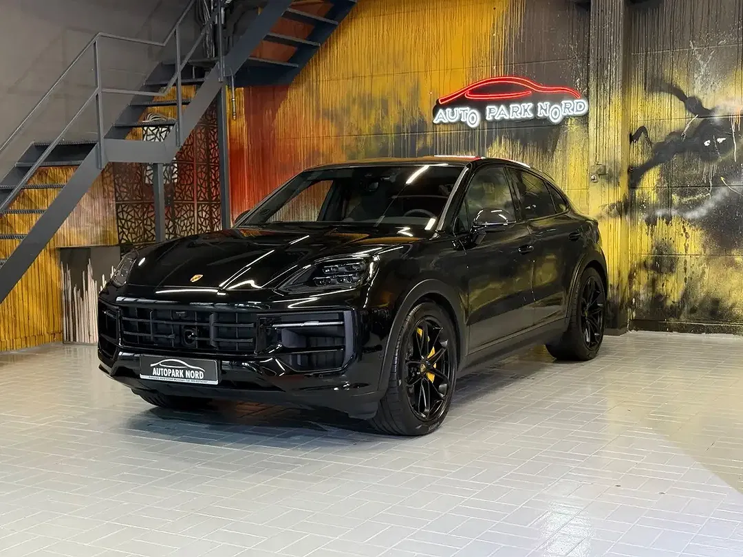 Porsche Cayenne - Thumbnail 3