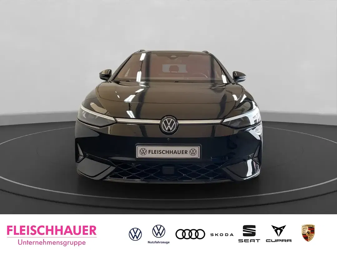 Volkswagen ID.7 - Thumbnail 2