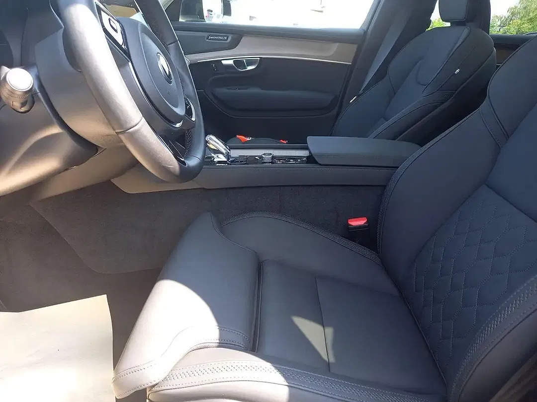 Volvo XC90 - Thumbnail 10