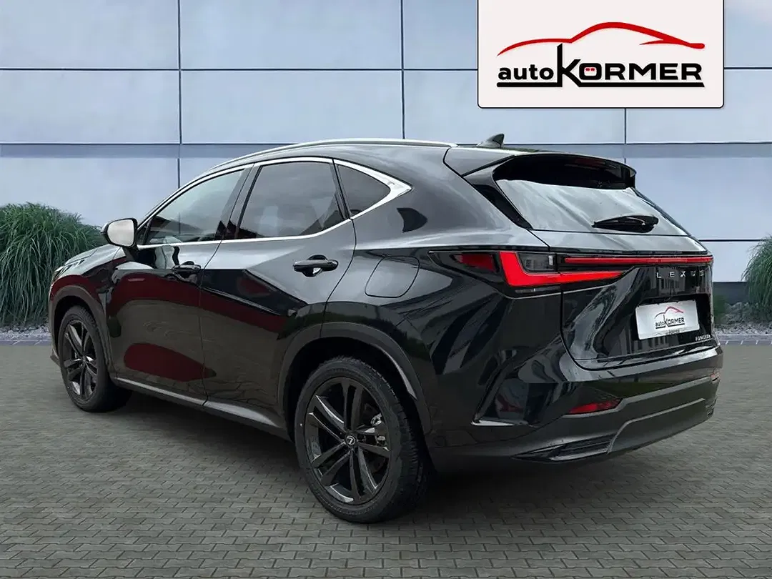 Lexus NX 450h+ - Thumbnail 5