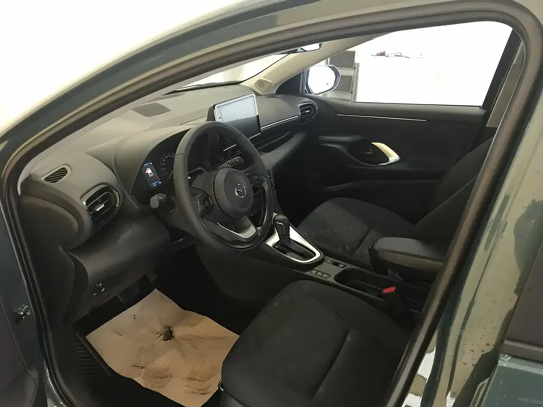 Mazda 2 - Thumbnail 13