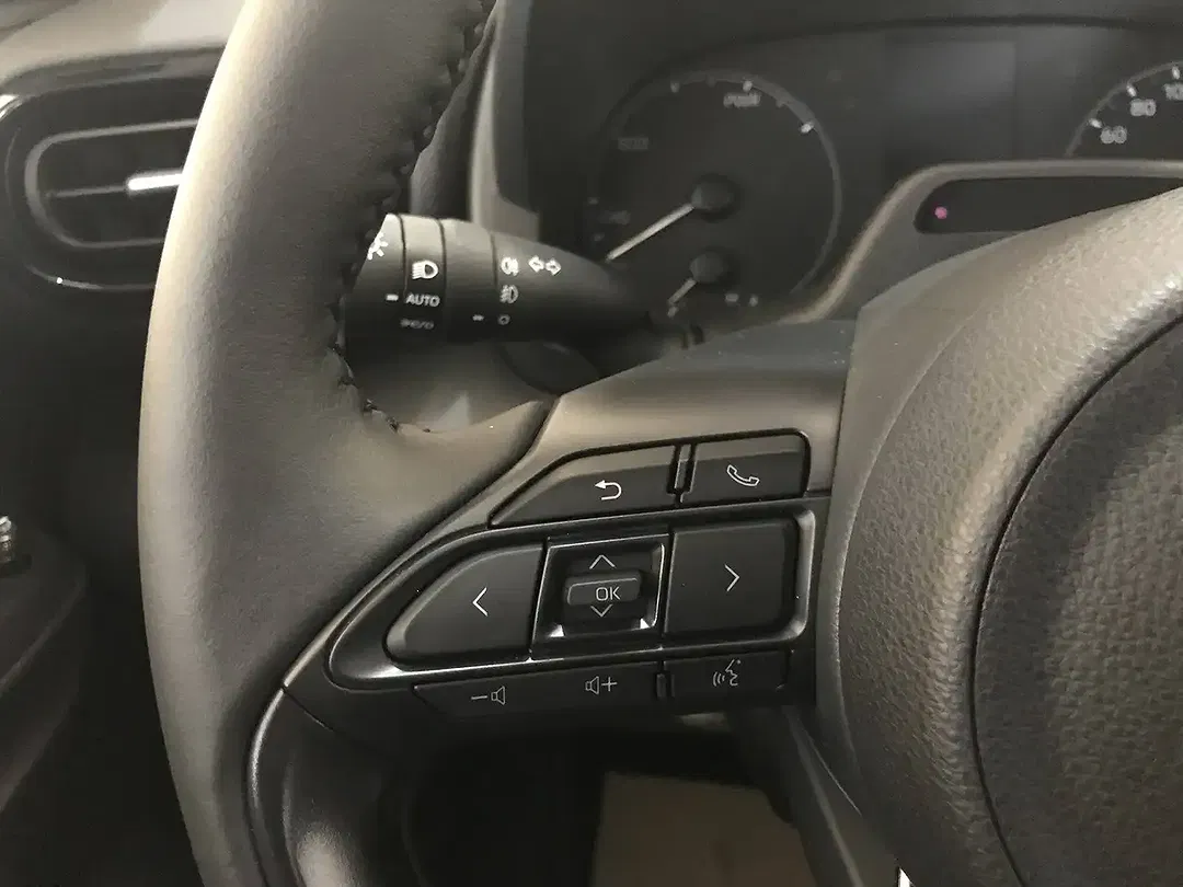 Mazda 2 - Thumbnail 18