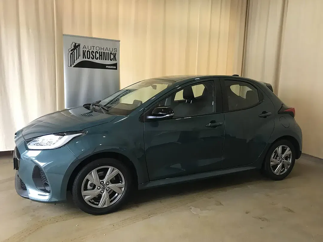 Mazda 2 - Thumbnail 3