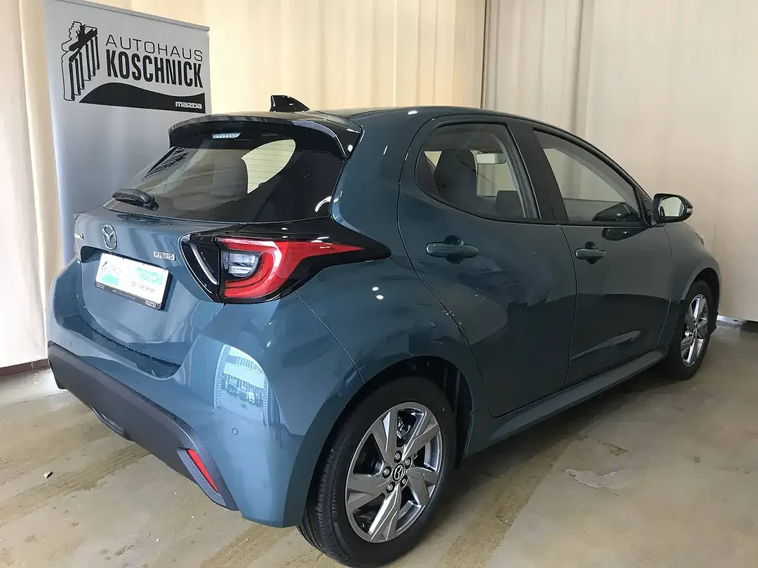Mazda 2 - Thumbnail 4