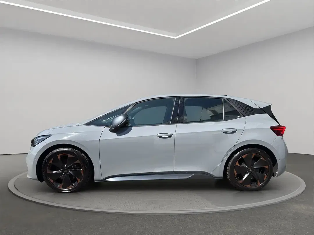 CUPRA Born - Thumbnail 5