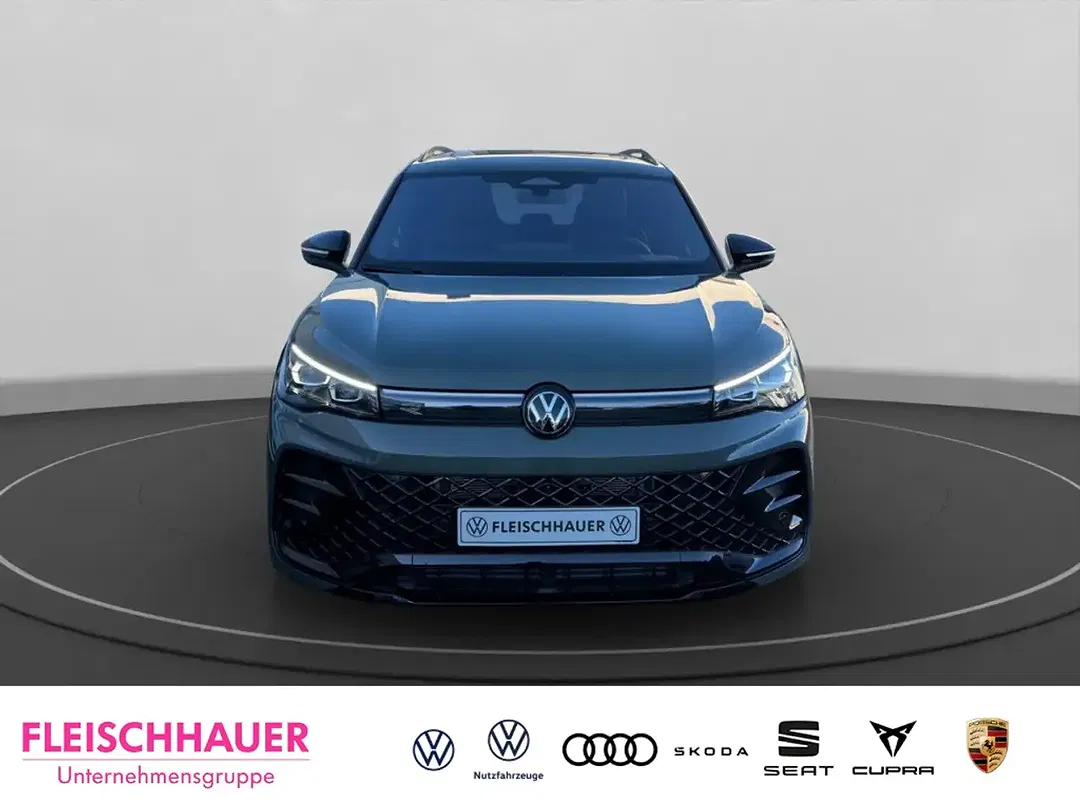 Volkswagen Tiguan - Thumbnail 2