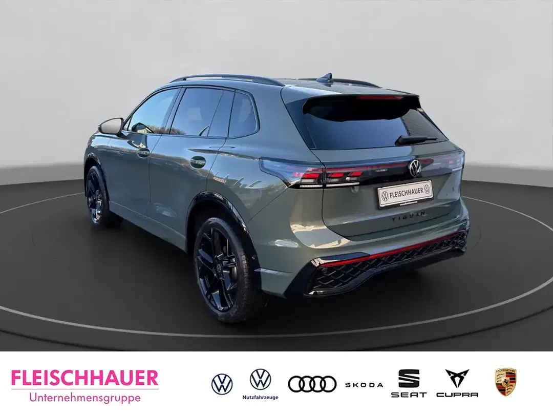 Volkswagen Tiguan - Thumbnail 3