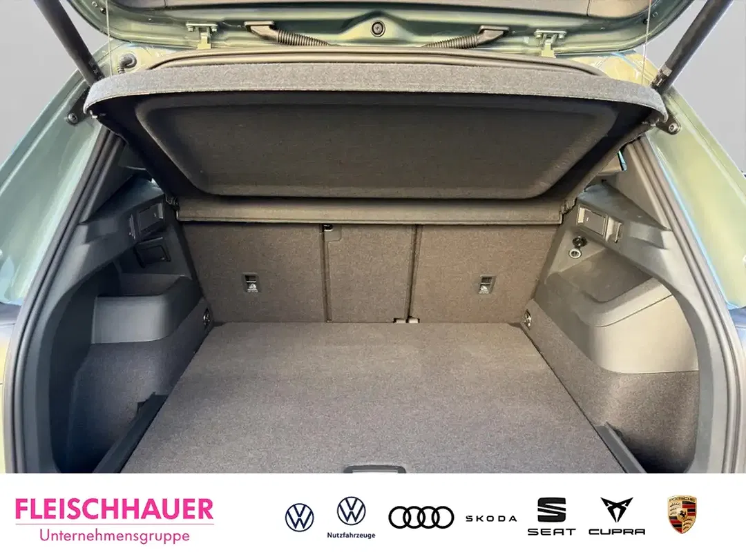 Volkswagen Tiguan - Thumbnail 5