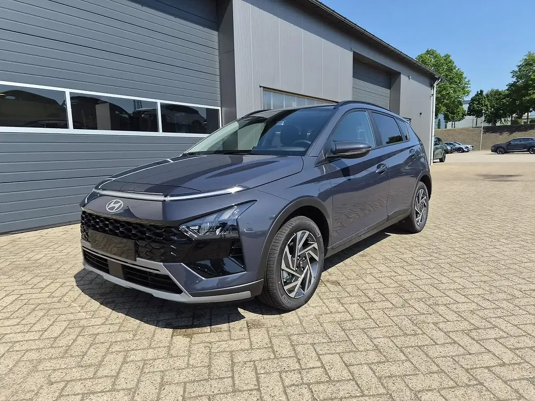 Hyundai BAYON - Thumbnail 1