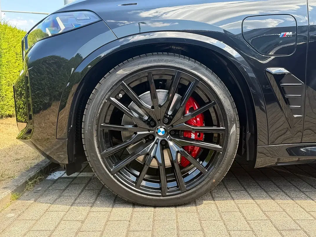 BMW X5 - Thumbnail 6