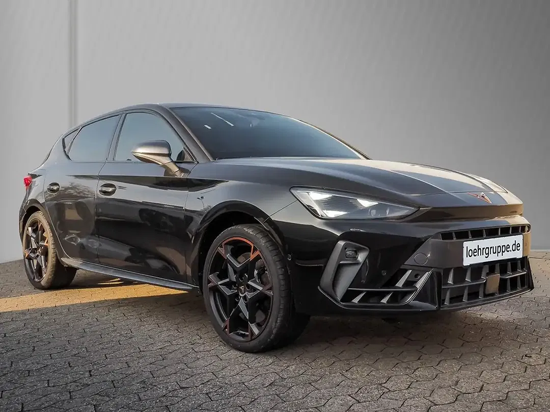 CUPRA Leon - Thumbnail 3
