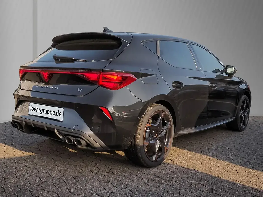 CUPRA Leon - Thumbnail 4