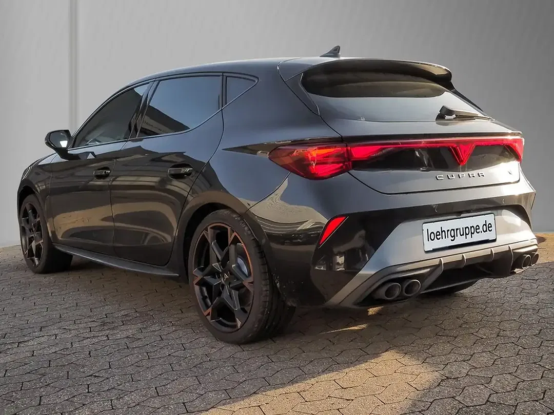 CUPRA Leon - Thumbnail 5