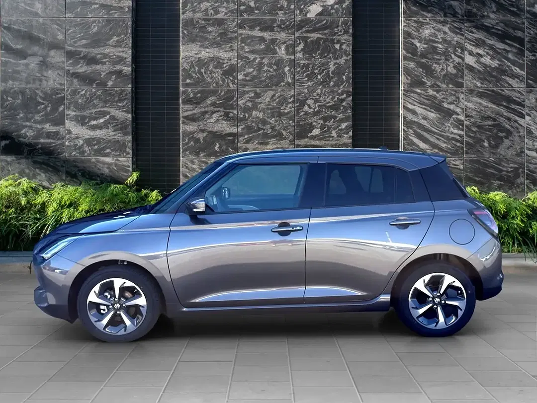 Suzuki Swift - Thumbnail 3