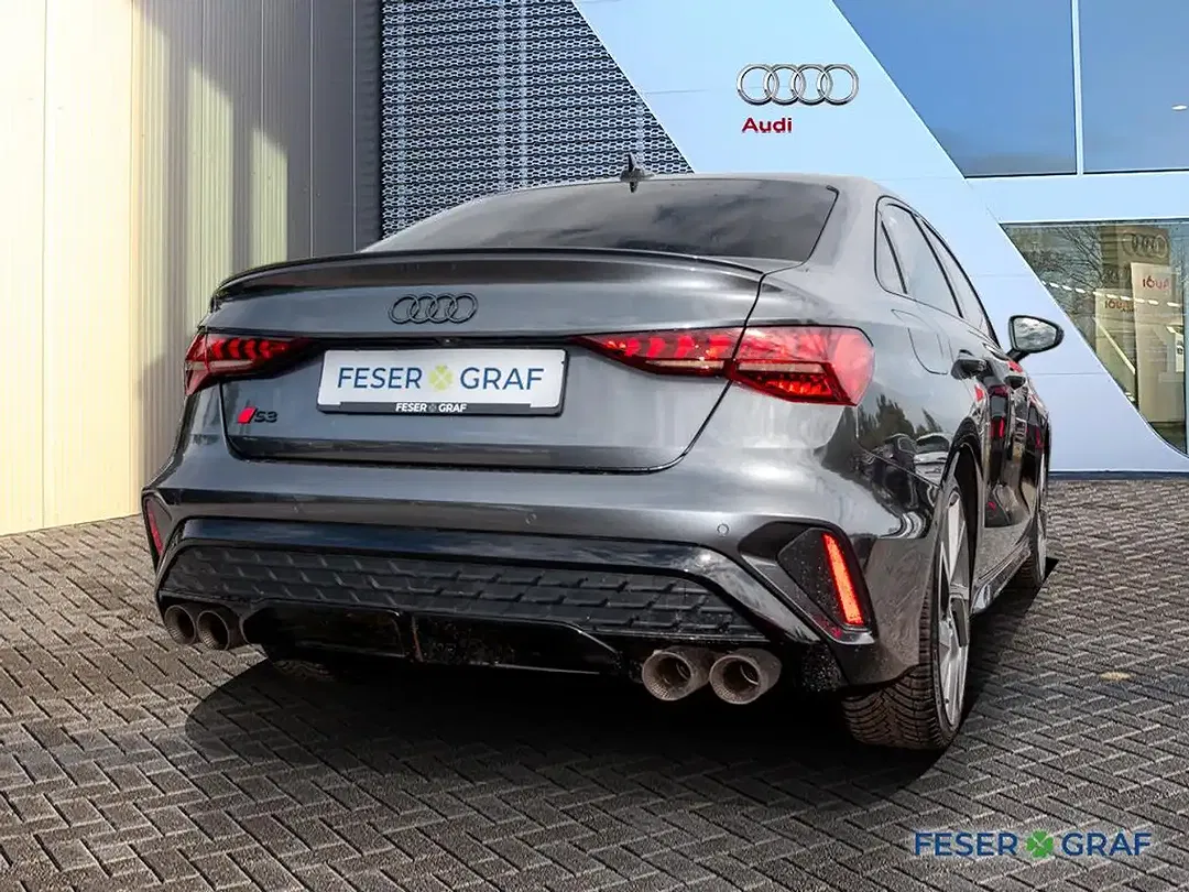 Audi S3 - foto 2